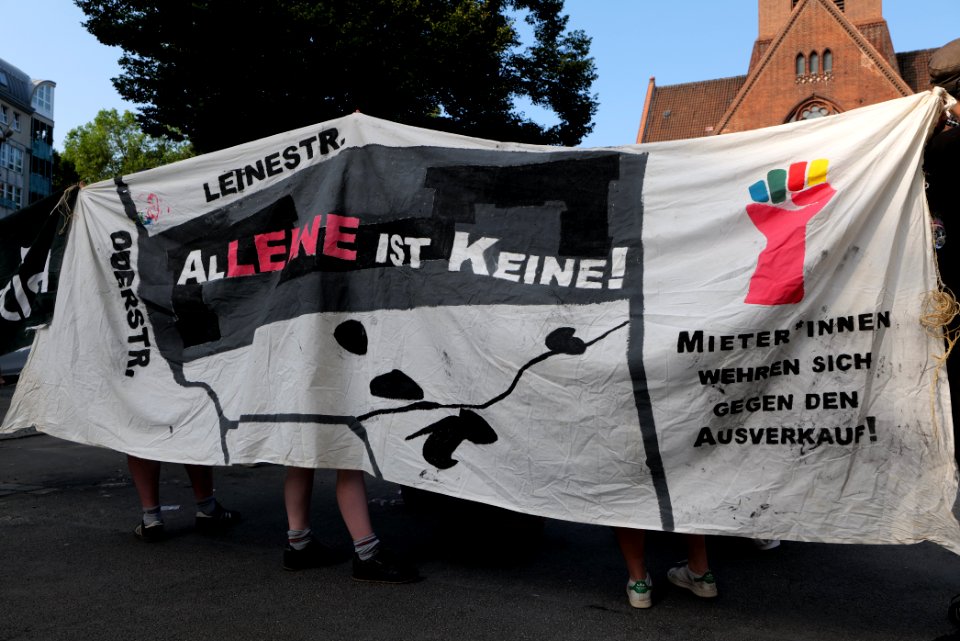 Syndikat eviction protest Berlin Herrfurthstraße 2020-08-07 04