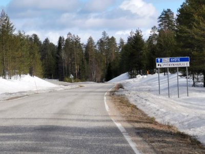 Syötekyläntie Pudasjärvi 20210403 03