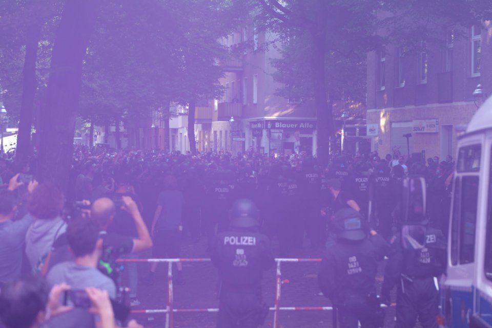 Syndikat eviction protest Berlin Weisestraße 2020-08-07 32