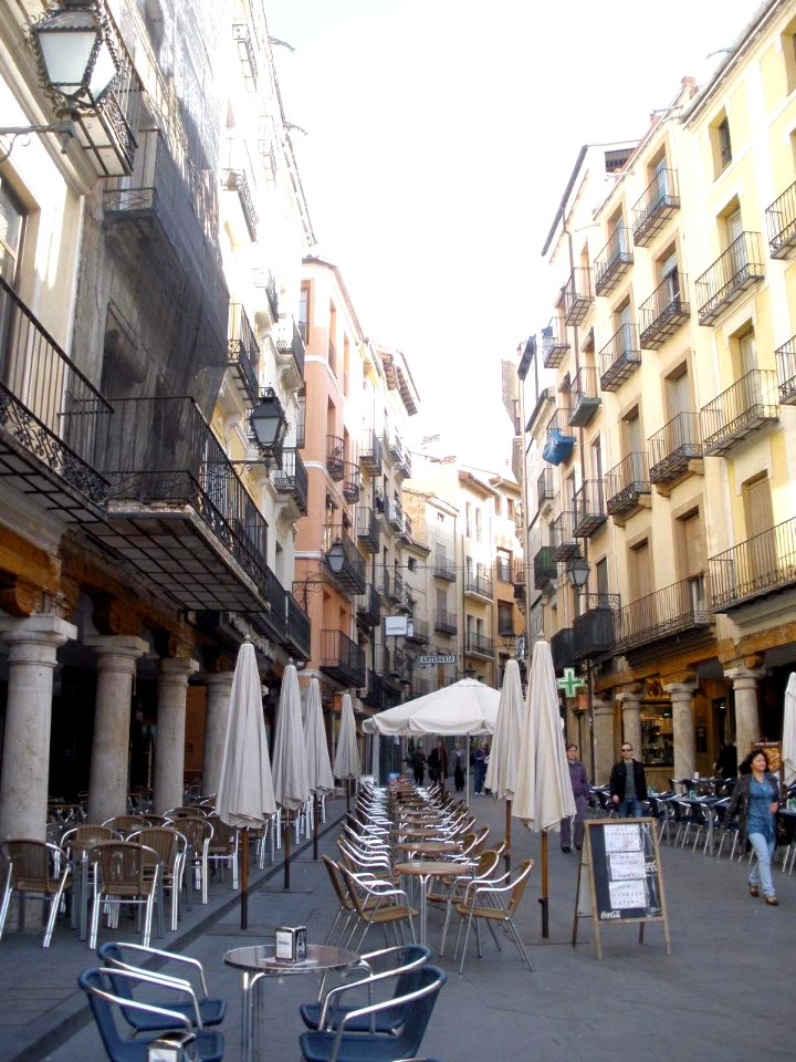 Teruel - Plaza del Torico 3