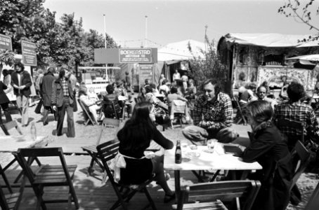 Terras op het Museumplein, Bestanddeelnr 927-9496