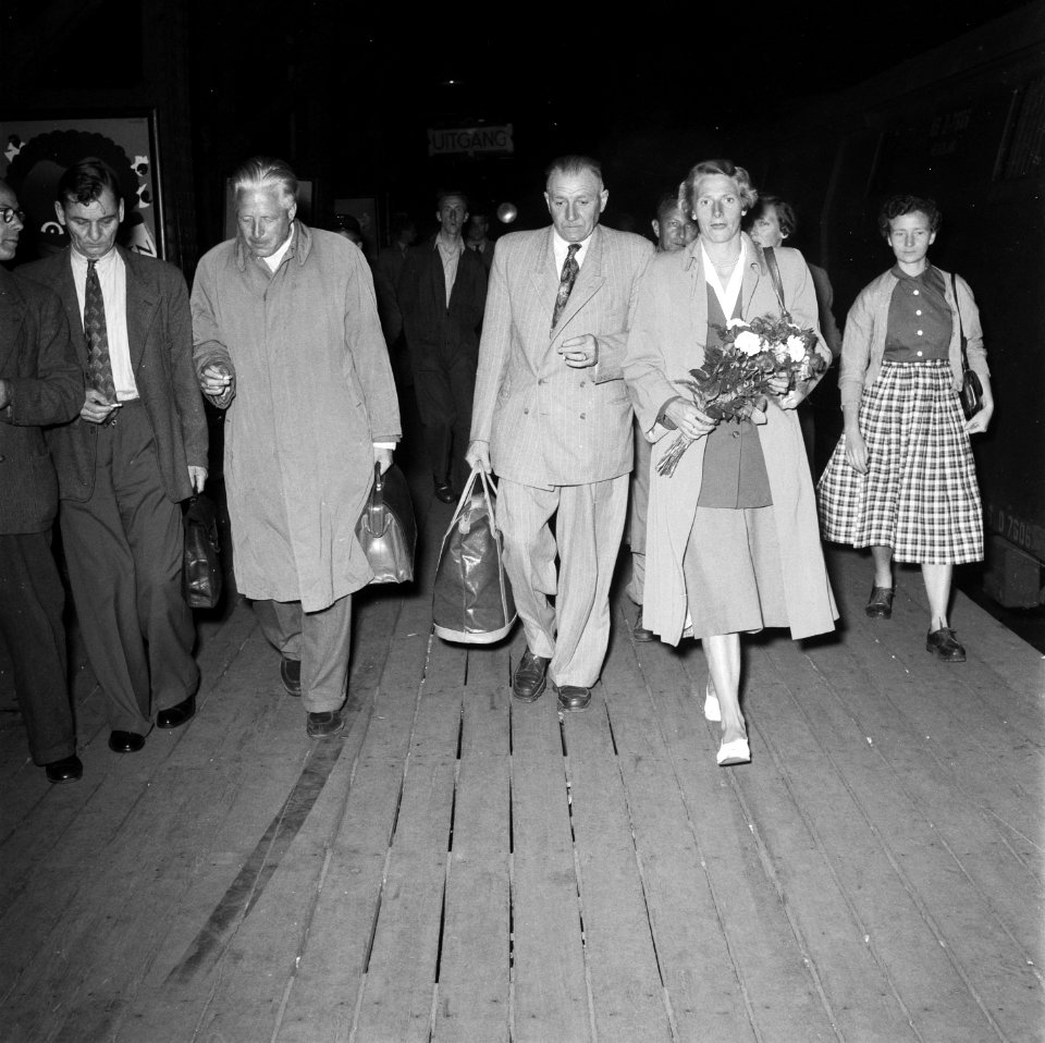 Terugkeer Fanny Blankers-Koen uit Helsinki, Bestanddeelnr 905-2552