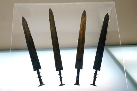 Swords, China, unearthed at Majia, Xindu, Chengdu, Warring States period, 475-221 BC, bronze - Sichuan Provincial Museum - Chengdu, China - DSC04265
