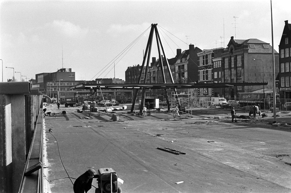 Terrein aan de Rapenburgerstraat waar de markt gedeeltelijk overdekt zal worden, Bestanddeelnr 929-0651
