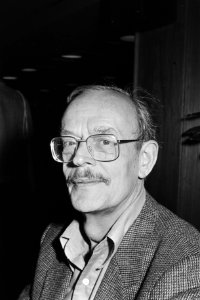 Symposium (on)betaalbaar werk(en) in de Meervaart te Amsterdam prof. K. Kwant ,, Bestanddeelnr 933-1259