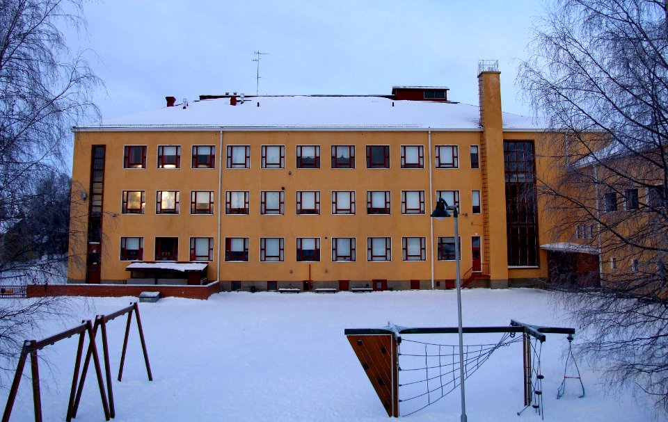 Teuvo Pakkala School Oulu 20060211