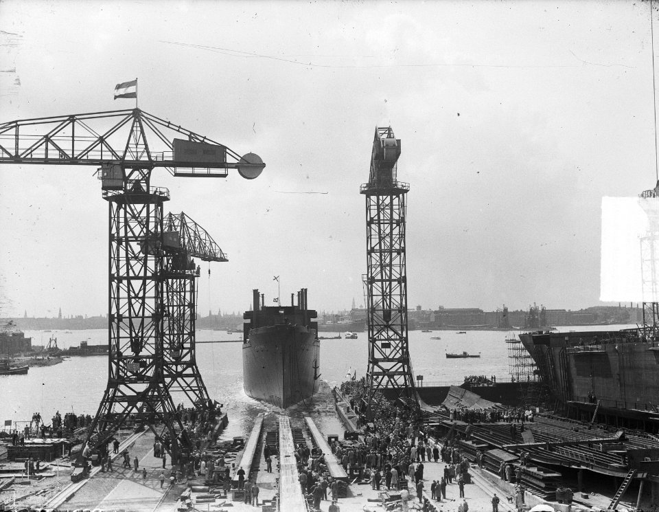 Tewaterlading bij N.D.S.M. van de Bintang, Bestanddeelnr 904-0257