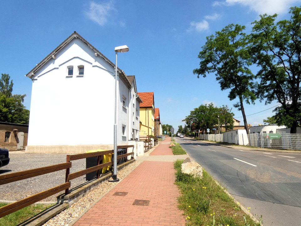 Teutschenthal-Bhf StraßederEinheit