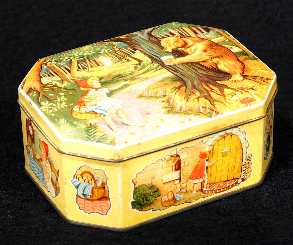 Sweets tin with red riding hood drawings, (England), pic7