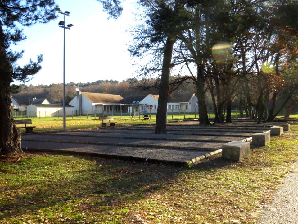 Terrain petanque darvault