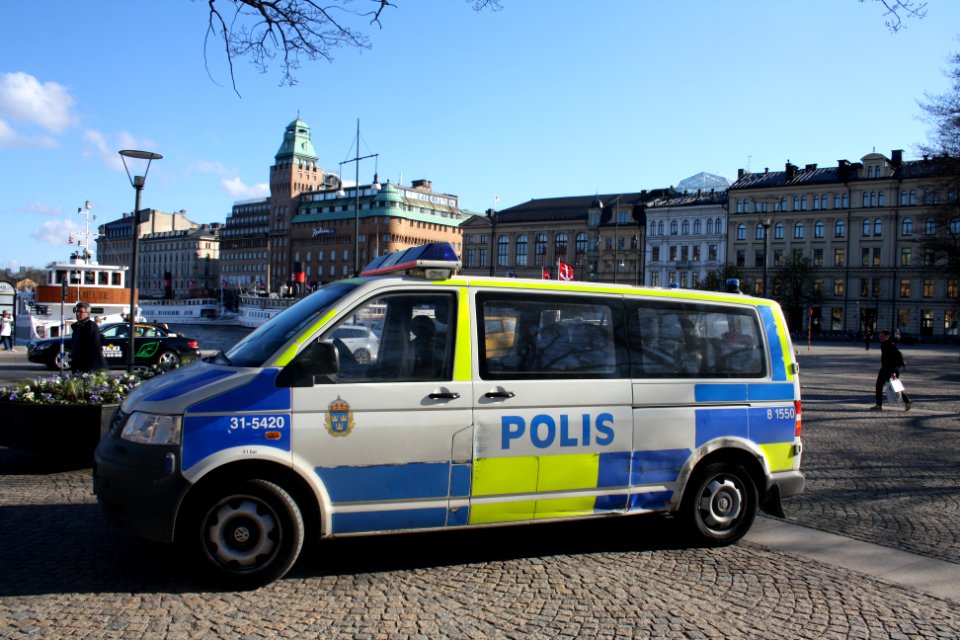 Swedish Police Van April 29 2016 - 1