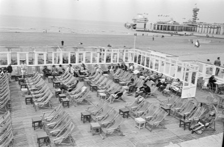 Terras in Scheveningen, Bestanddeelnr 921-2541
