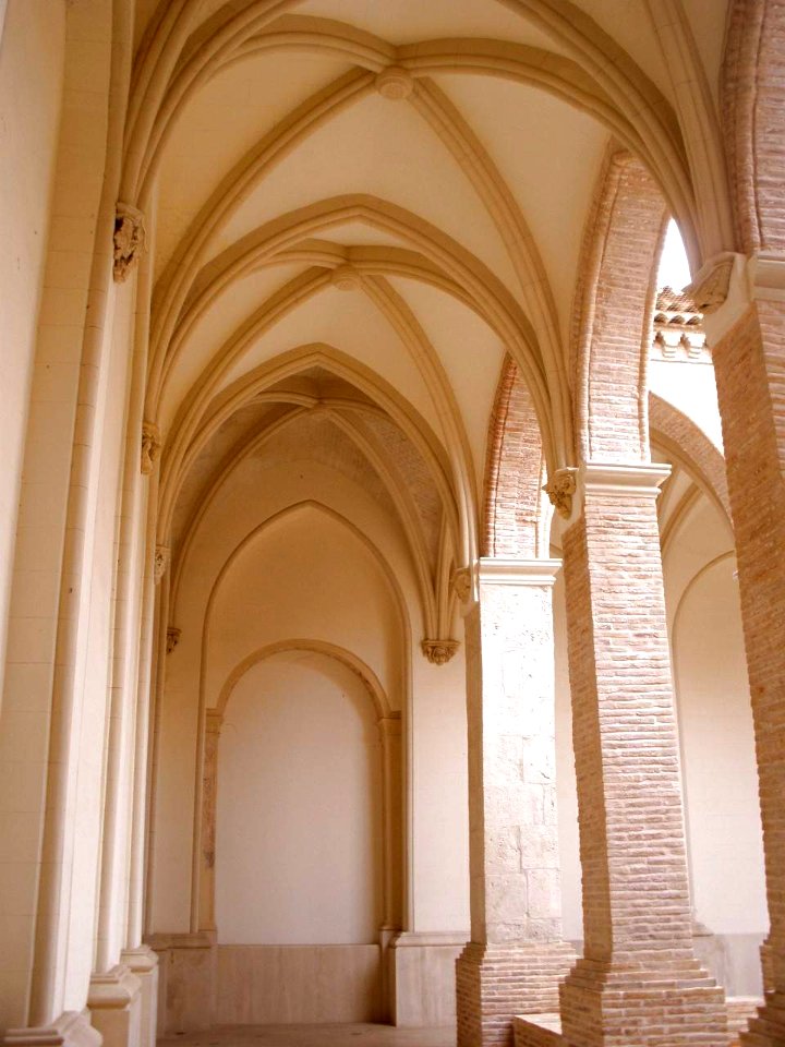 Teruel - Iglesia de San Pedro, claustro 01
