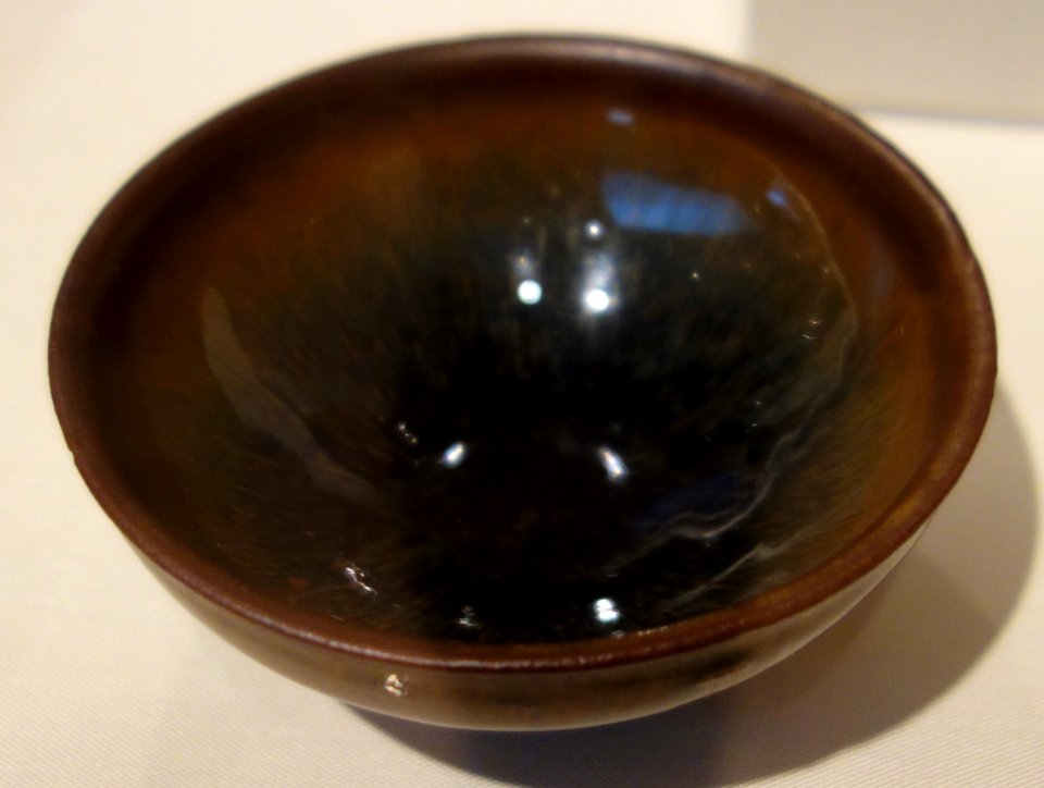Tea bowl, China, Song Dynasty, 960-1279, stoneware with dark brown glaze and iron oxide markings - Chazen Museum of Art - DSC01671
