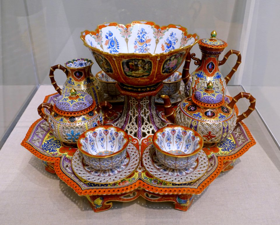 Tea and Coffee Service, Dejeuner chinois reticule, Sevres, Jacinthe Reginer designer, Pierre Huard decorator, marks for 1839 and 1842, hard-paste porcelain - California Palace of the Legion of Honor - DSC02923