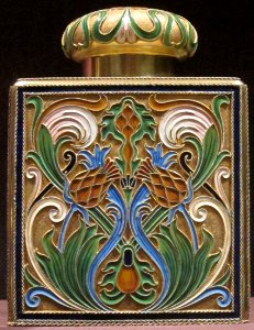 Tea caddy, silver gilt, opaque cloisonné enamel, House of Fabergé, before 1896