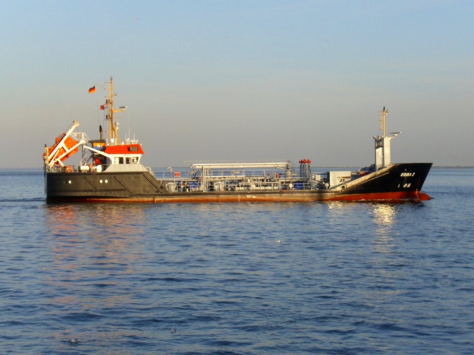Tanker Ebba 2 2012-09-09 (2)
