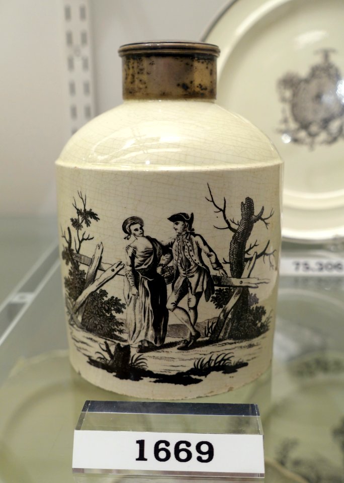 Tea canister, Humphrey Palmer (potter) & Henry Baker (printer), Hanley, Staffordshire, c. 1770, transferware (creamware), HD 1669- Flynt Center of Early New England Life - Deerfield, Massachusetts - DSC04579