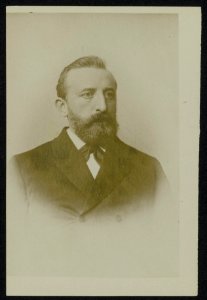 Te Leiden is op 66 jarigen leeftijd overleden de heer L.Vermaas, Directeur van h, Bestanddeelnr 158-0375