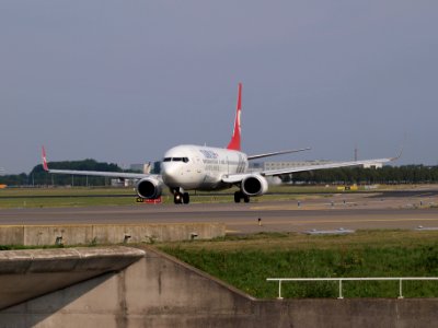 TC-JFE Turkish Airlines Boeing 737-8F2(WL) - cn 29767 taxiing, 25august2013 pic-001
