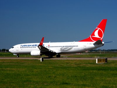 TC-JFM Turkish Airlines Boeing 737-8F2(WL) - cn 29775 taxiing 21July2013 pic-008