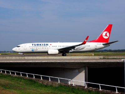TC-JFE Turkish Airlines Boeing 737-8F2(WL) - cn 29767 taxiing, 25august2013 pic-006