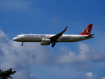 TC-JSI Turkish Airlines Airbus A321-231(WL) - cn 5584, 12Aug2014, landing at Schiphol (AMS - EHAM), The Netherlands