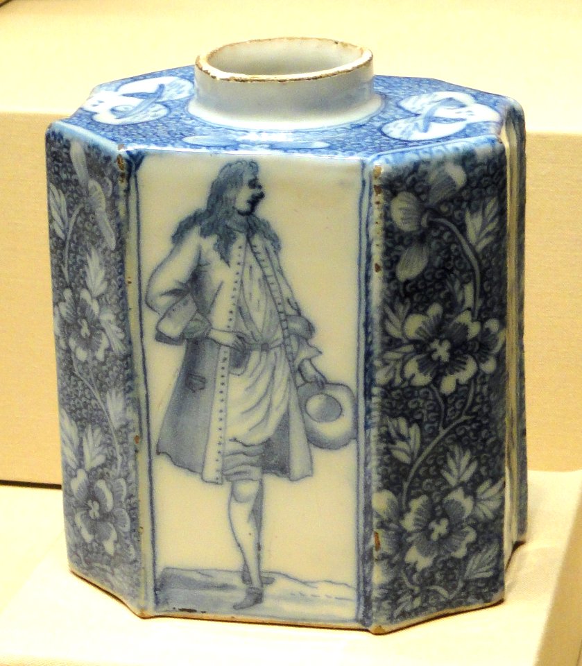 Tea Caddy, England (probably Bristol), c. 1750-1760 - Nelson-Atkins Museum of Art - DSC08785
