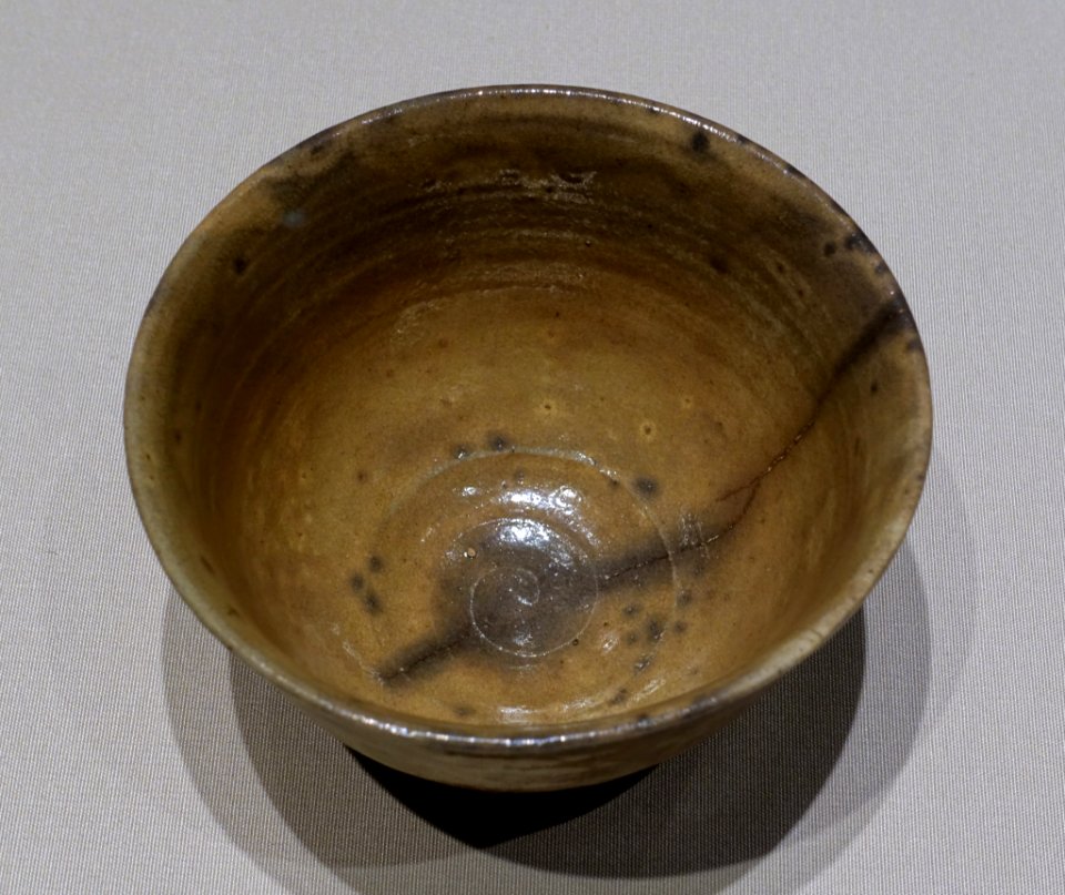 Tea bowl, Kohiki type, Korea, Joseon dynasty, 1500s-1600s AD, ceramic - Tokyo National Museum - Tokyo, Japan - DSC08086