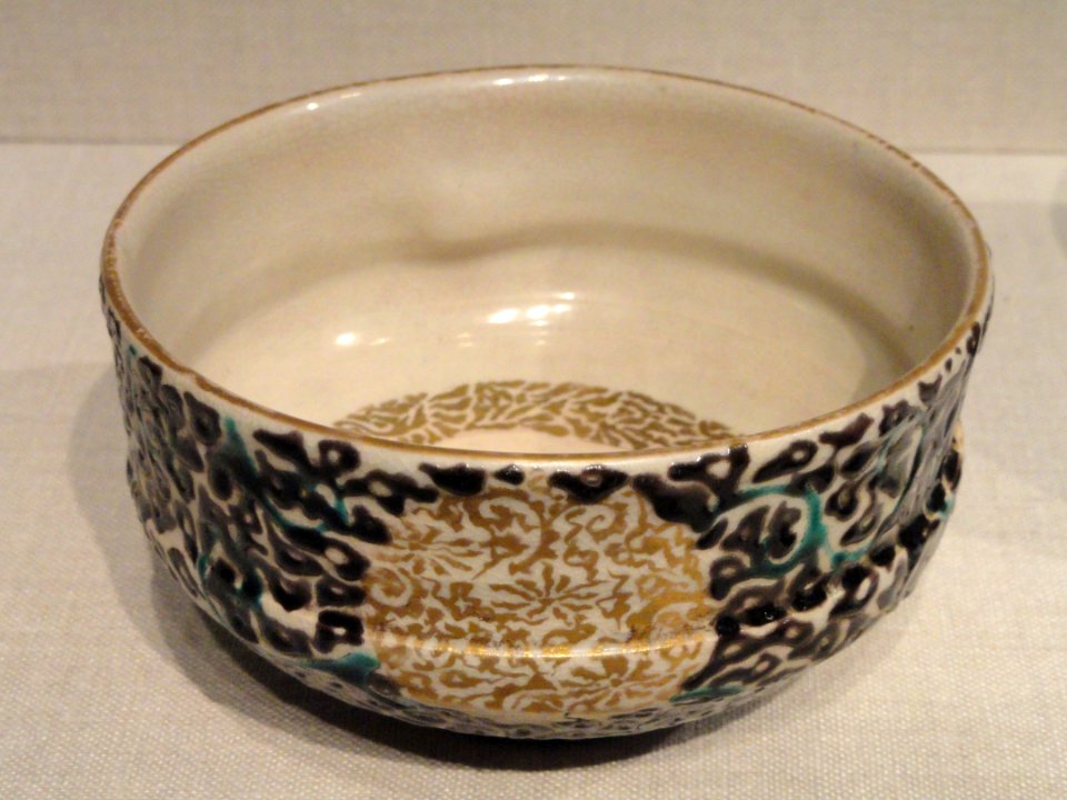 Tea caddy, style of Nonomura Ninsei, Japan, Kyoto, Edo period, c. 1800-1850, stoneware with rice-straw ash and iron glazes, ivory lid - Freer Gallery of Art - DSC05484