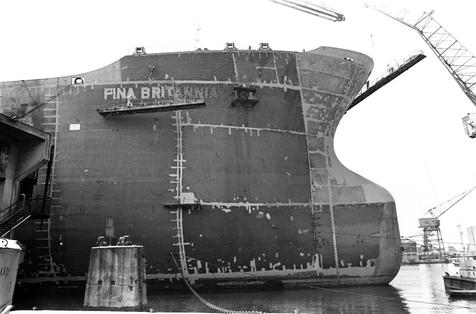Tanker Fina Britannia 225.000 ton wordt gedoopt bij NDSM, Amsterdam, Bestanddeelnr 924-3250