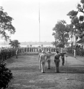 Te Palembang werd op 4 mei, ter gelegenheid van de herdenking van de gevallenen , Bestanddeelnr 15585