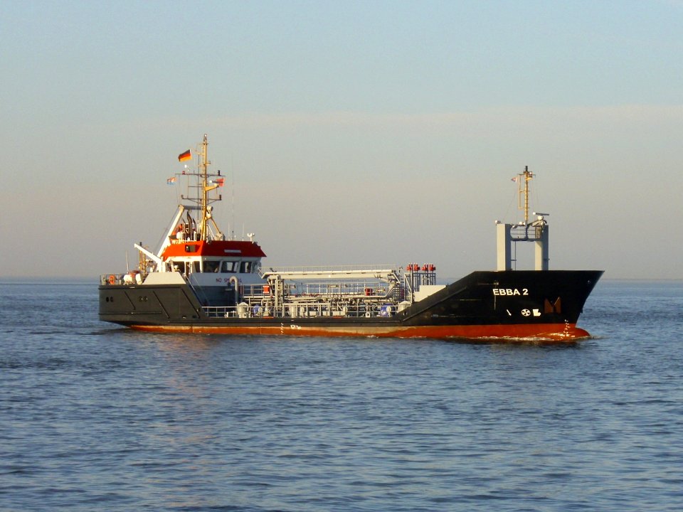 Tanker Ebba 2 2012-09-09 (1)