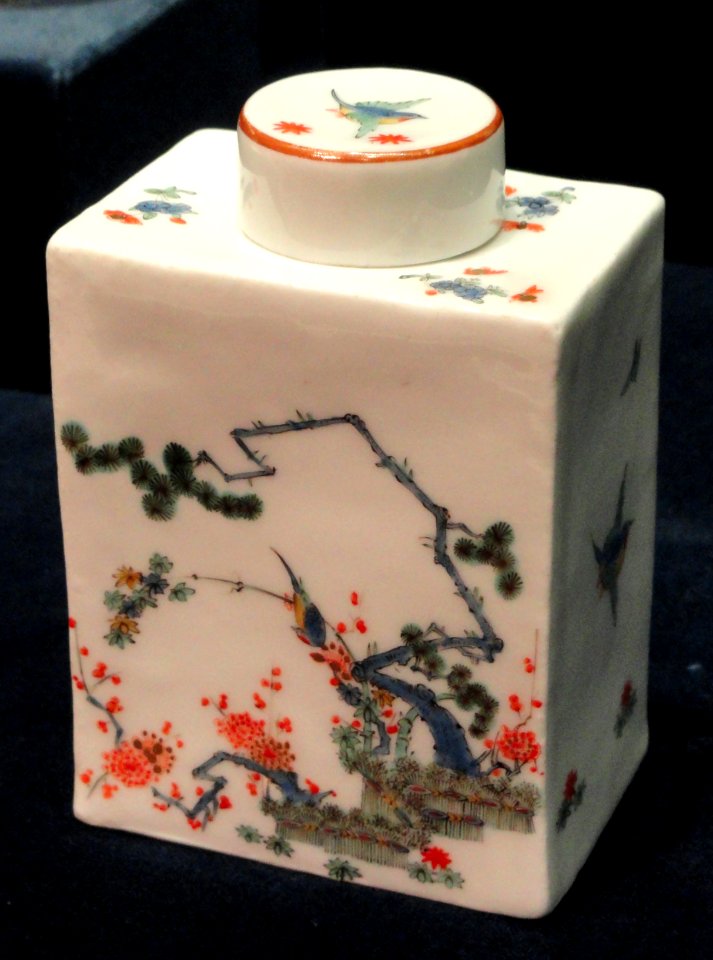 Tea Caddy, about 1735, Meissen Porcelain Factory, Germany, porcelain - Cleveland Museum of Art - DSC09021