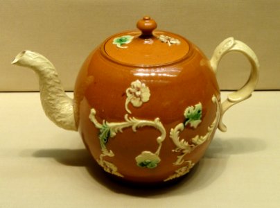 Teapot, Staffordshire, c. 1755-1760 - Nelson-Atkins Museum of Art - DSC08741