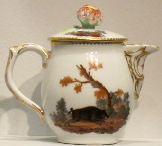 Tea pot from German hard-paste porcelain breakfast set, c. 1765, Berlin, Honolulu Museum of Art