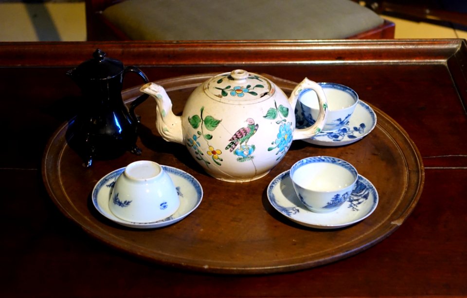Teapot, England, c. 1740, salt-glazed stoneware, creampot, England, c. 1760, earthenware, cups and saucers, China, 1740-1760, porcelain - Concord Museum - Concord, MA - DSC05674