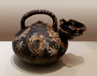 Tea pot Phaistos archmus Heraklion