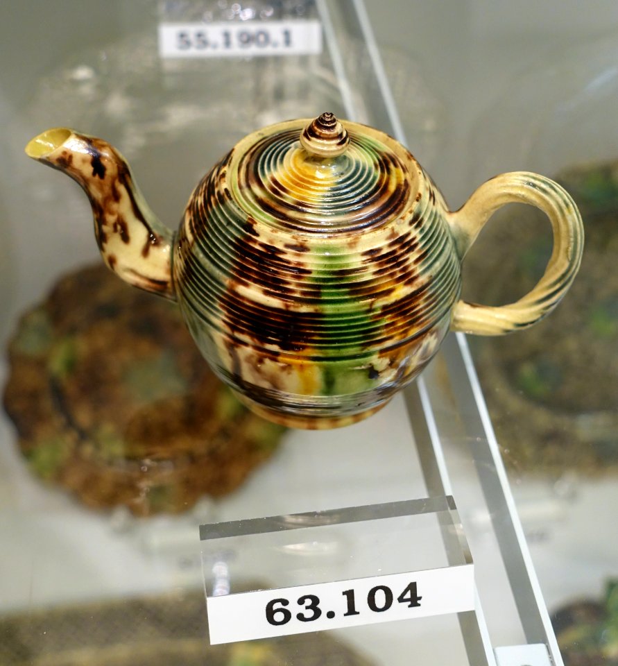 Teapot, Staffordshire or Yorkshire, England, c. 1770, creamware with sponged underglaze metalic oxides, HD 63.104 - Flynt Center of Early New England Life - Deerfield, Massachusetts - DSC04465