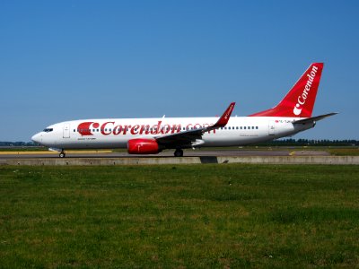 TC-TJH Corendon Airlines Boeing 737-86J(WL) - cn 29121 taxiing 21July 2013 pic-002