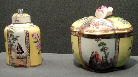 Tea service, view 2, c. 1745, Meissen, hard-paste porcelain, overglaze enamels, gilding - Gardiner Museum, Toronto - DSC00891 photo