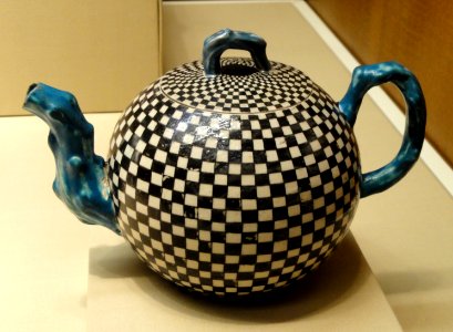 Teapot, Staffordshire, c. 1760 - Nelson-Atkins Museum of Art - DSC08782 photo