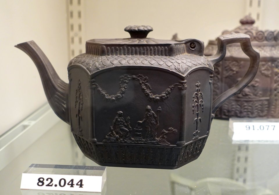 Teapot, Staffordshire, England, c. 1800, black basalt stoneware, HD 82.044 - Flynt Center of Early New England Life - Deerfield, Massachusetts - DSC04674