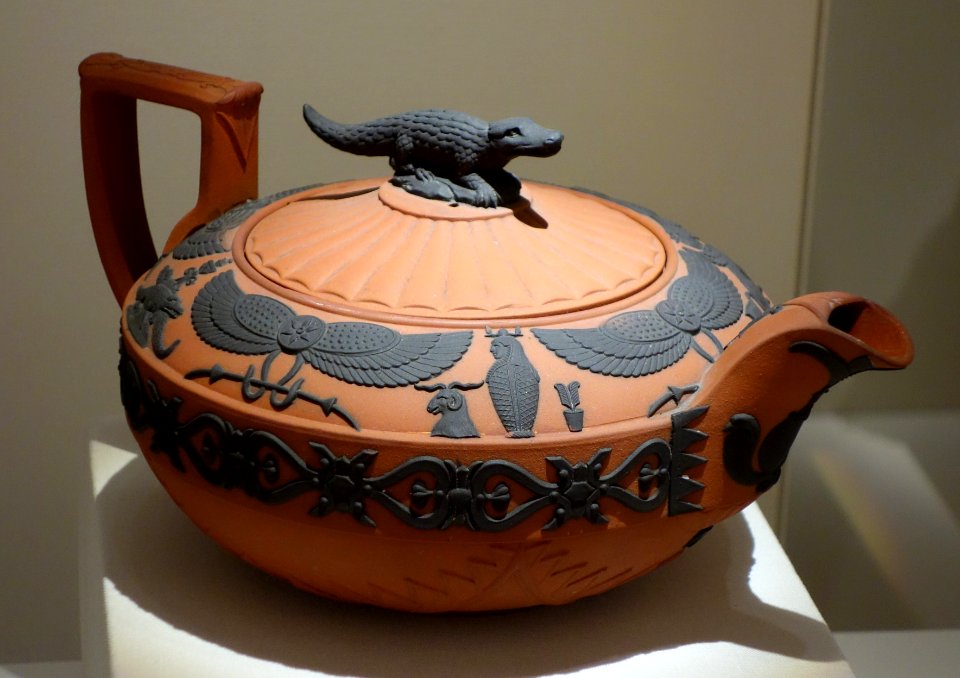 Teapot, Wedgwood Factory, 1805-1815, Rosso Antico ware - Chazen Museum of Art - DSC02232