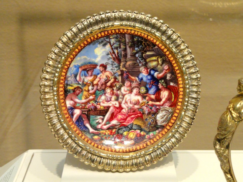 Tea Service, c. 1700, view 2 saucer depicting earth, Matthaus Baur II, Augsburg, Germany, silver gilt and enamels on copper plate - Art Institute of Chicago - DSC00046
