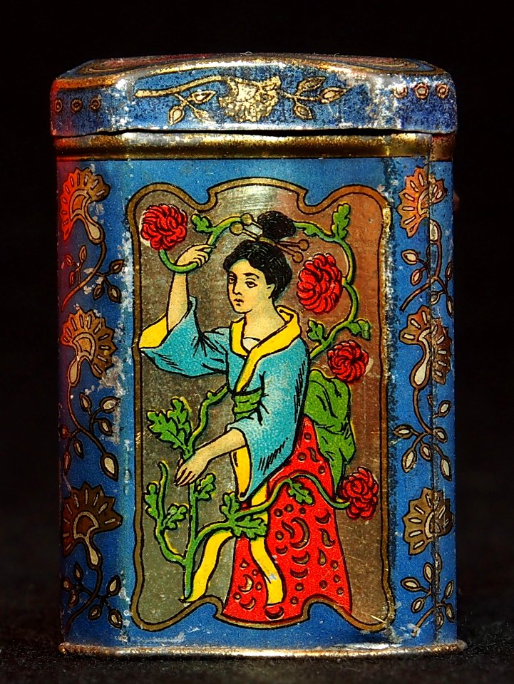 Tea sample tin with four Geishas, photo5