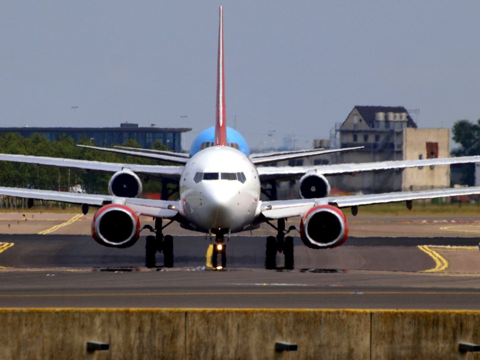 TC-TJH Corendon Airlines Boeing 737-86J(WL) - cn 29121 taxiing 14july2013 pic-001