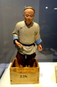 Tea packer (Chinese labourer), Guangzhou, China, c. 1803 AD, unfired clay, paint, wood, human hair - Peabody Essex Museum - Salem, MA - DSC05273