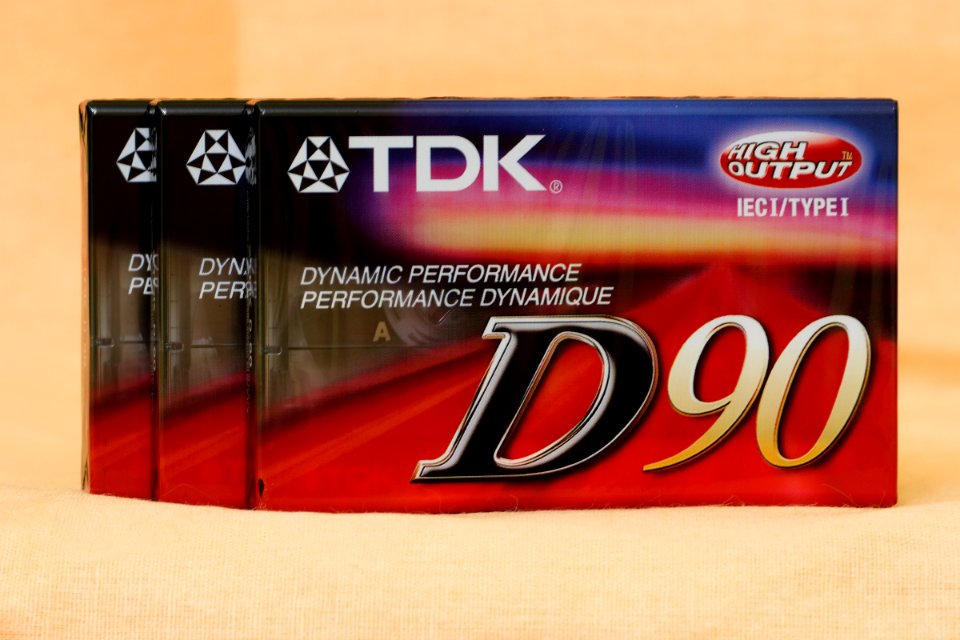 TDK D 2001 'Dynamic Performance' US market (1)