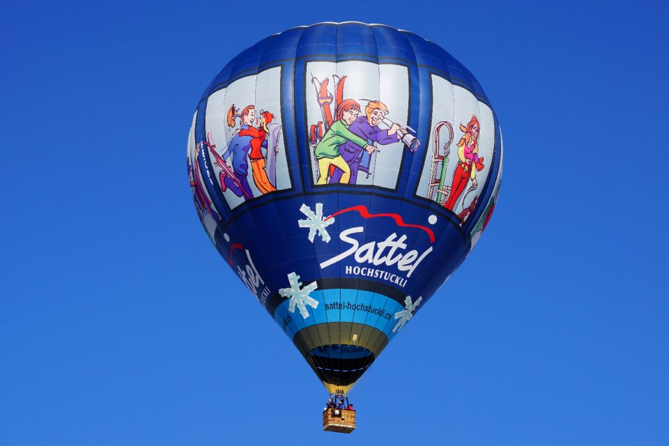 Sleeve hot air balloon ride flying